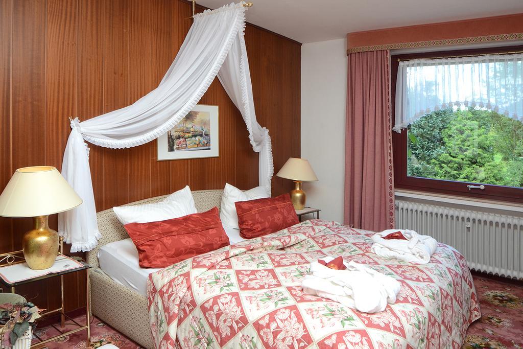 Wellness Und Romantik Hotel Helmboldt 바트사흐사 외부 사진