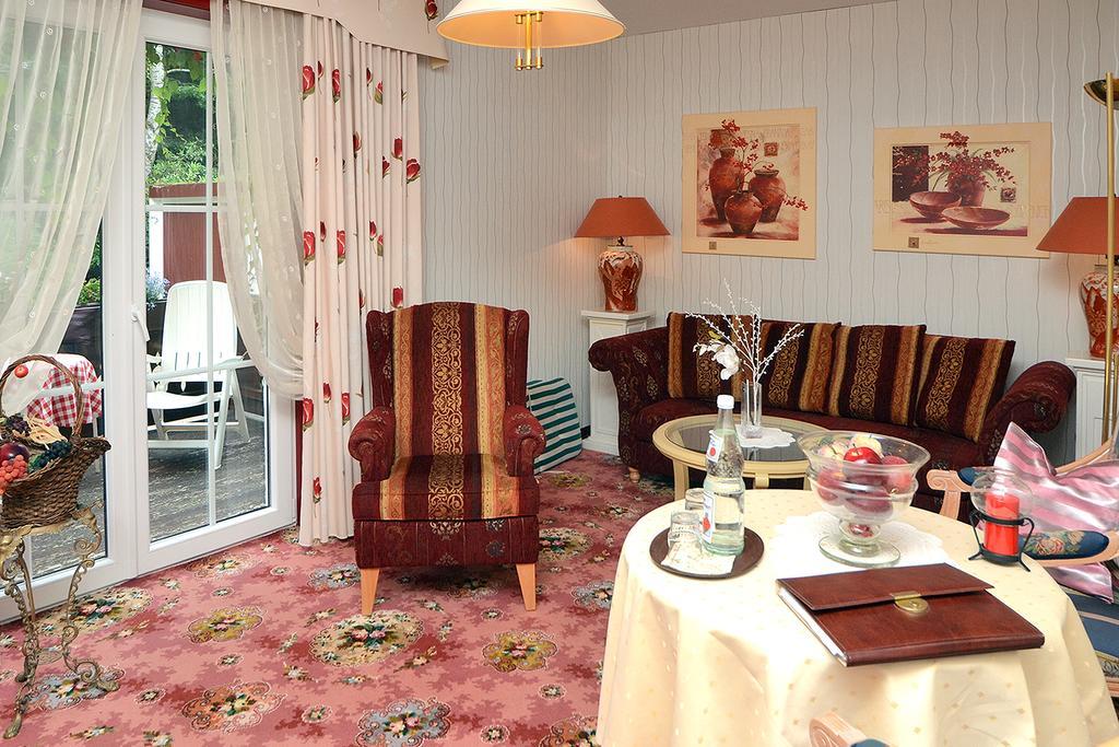 Wellness Und Romantik Hotel Helmboldt 바트사흐사 외부 사진