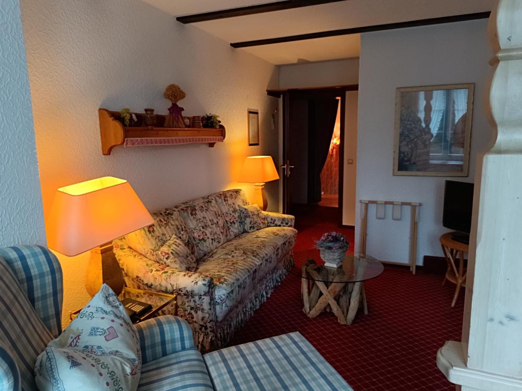 Wellness Und Romantik Hotel Helmboldt 바트사흐사 외부 사진