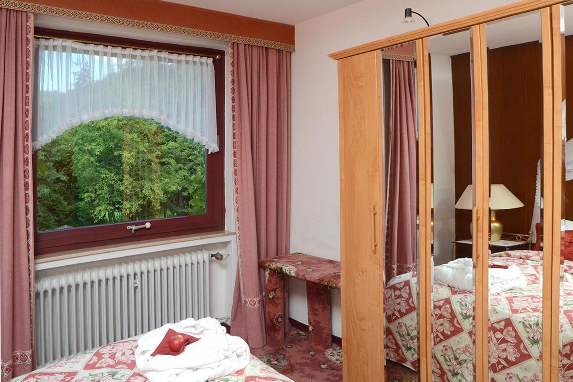 Wellness Und Romantik Hotel Helmboldt 바트사흐사 객실 사진