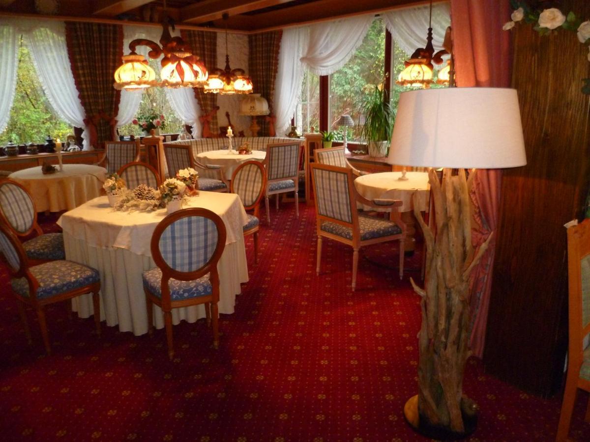 Wellness Und Romantik Hotel Helmboldt 바트사흐사 외부 사진